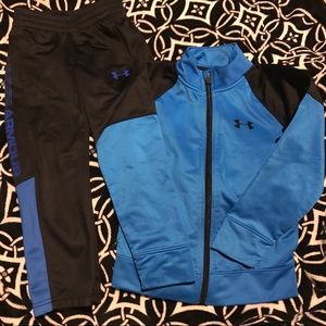 Boys Under Armour 2 Piece Outfit Size 5 EUC!